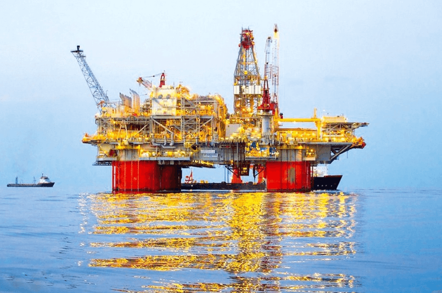 How Offshore Decommissioning Impacts the Environment: Risks and Solutions