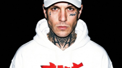 Best Y2K Hoodies to Buy in 2026 for a Futuristic Streetwear Look