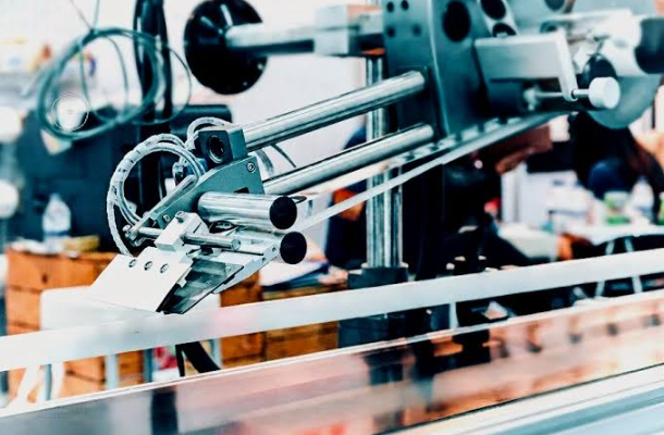 Key Questions to Ask Before Purchasing In-Mold Labeling Equipment